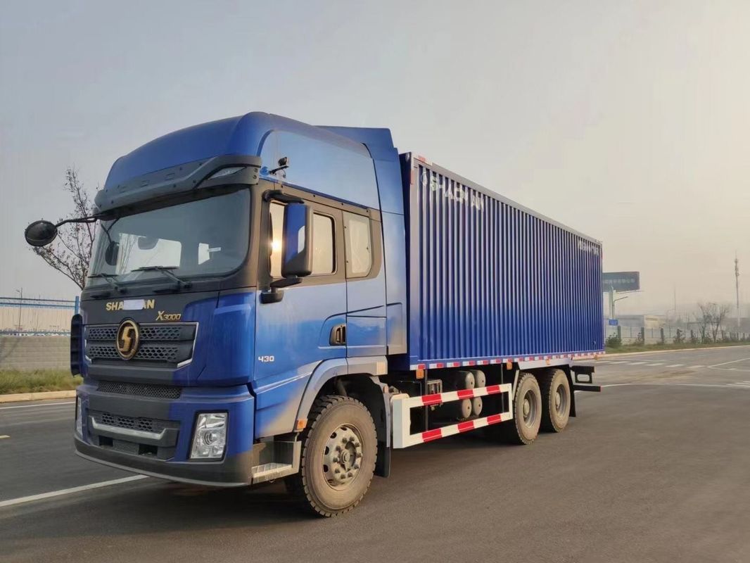 SHACMAN Wing Van Truck X3000 8x4 380Hp 10 Wheeler Wing Van Transporte de caminhão pesado