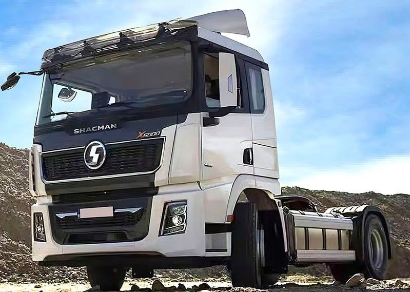 Combustível - Trator Rodoviário SHACMAN X5000 4x2 430HP EuroV com Tanque de Combustível de 400L e Suspensão por Molas de Lâmina Multicamadas