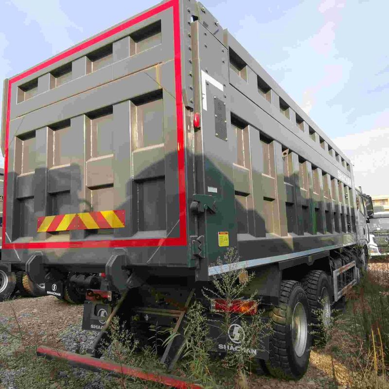 Caminhão pesado de 14 pés de altura equipado com freios aéreos e suspensão de viagem aérea