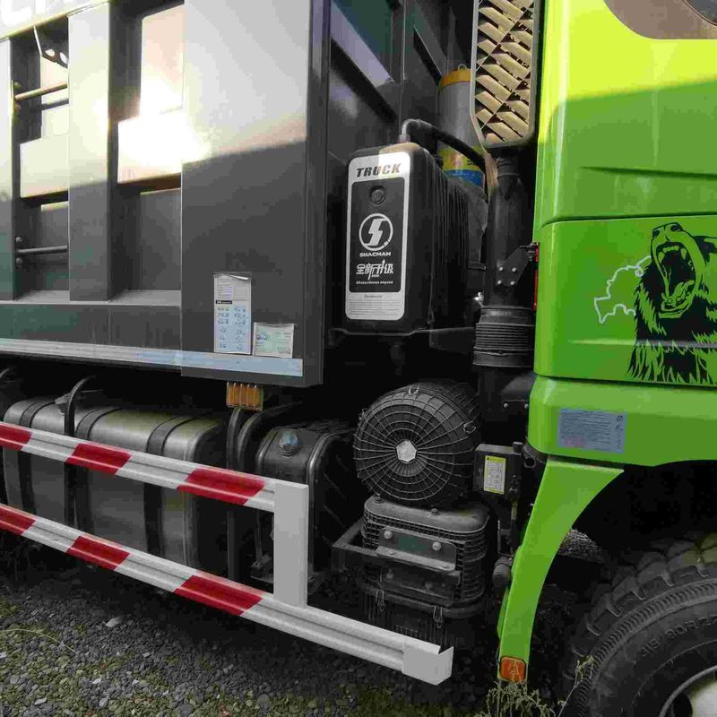 Super Single Pneus Pesado camião de descarga motor diesel Base de rodas 170 polegadas comprimento 25 pés