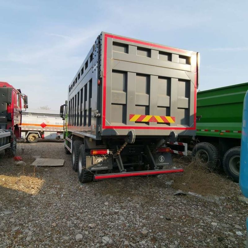 Super Single Pneus Pesado camião de descarga motor diesel Base de rodas 170 polegadas comprimento 25 pés