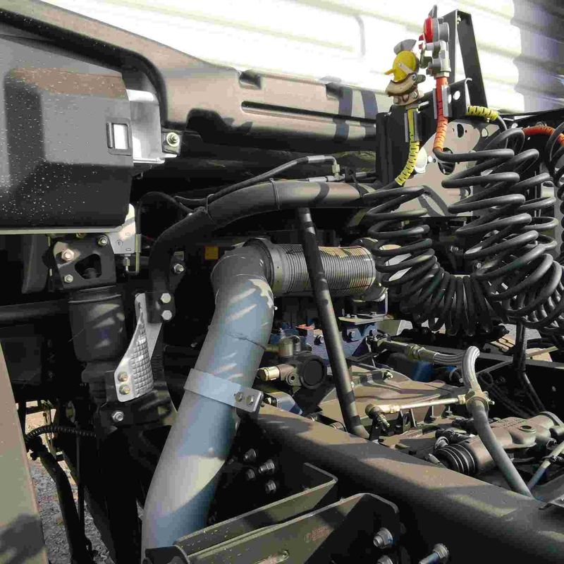 Rojo SHACMAN F3000 375HP Euro V 6 rodas Tractor Head 4x2 Weichai Motor