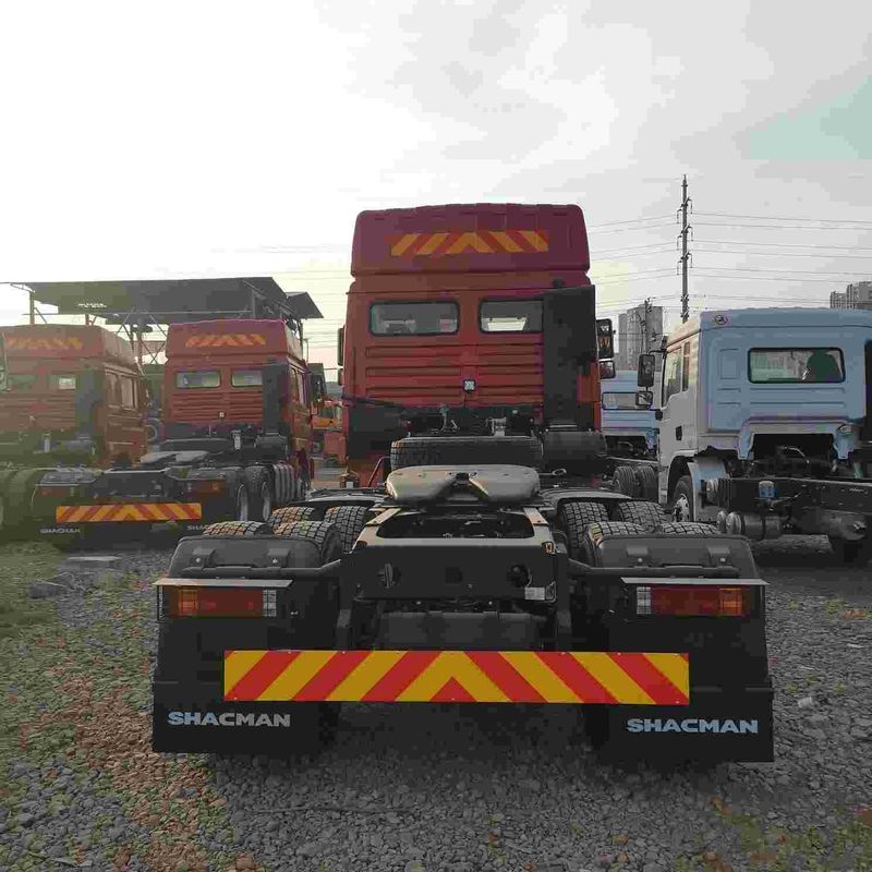 Roxo SHACMAN F3000 375HP Euro V 6 rodas cabeça de tractor 4x2 Weichai motor
