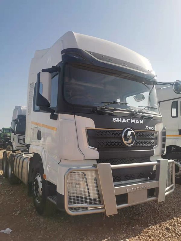 SHACMAN X3000 6X4 Tractor Head 420HP 450HP Tractor Truck Single Double Sleeper Direito para a Tanzânia