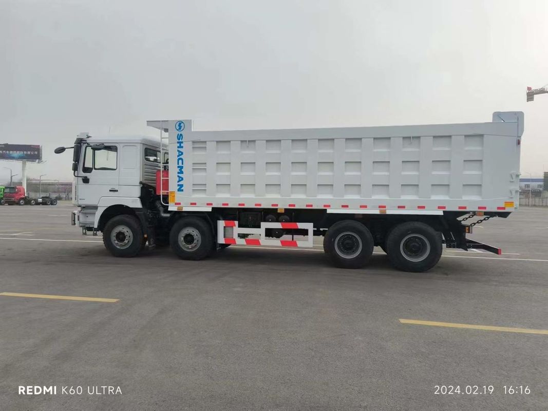 450HP venda direta de fábrica Shacman X3000 8 * 4 caminhão de torneira novo 12 Wheeler Dump Truck