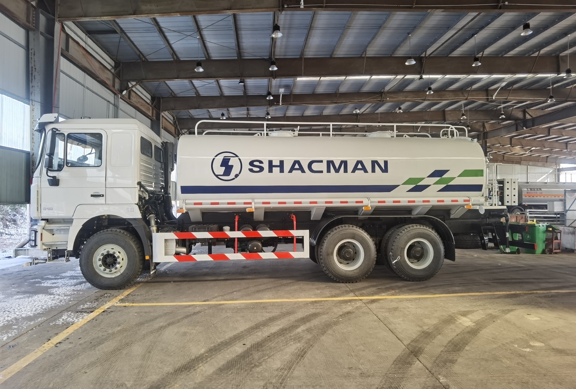 SHACMAN F3000 6x4 Water Tank Truck with 300L Fuel Tank and 7.5T/2*13 Double Stage Axle