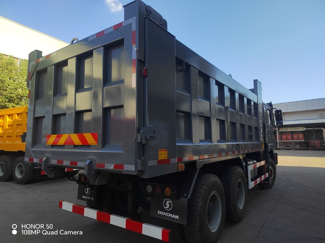 SHACMAN 3 eixo camião pesado de descarga com pneus 12.00R20 400L tanque de combustível e transmissão manual 430HP EuroII 25 toneladas