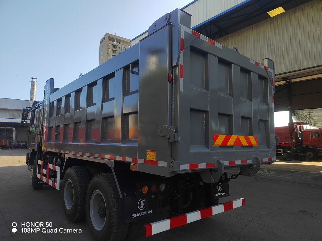 SHACMAN 3 eixo camião pesado de descarga com pneus 12.00R20 400L tanque de combustível e transmissão manual 430HP EuroII 25 toneladas